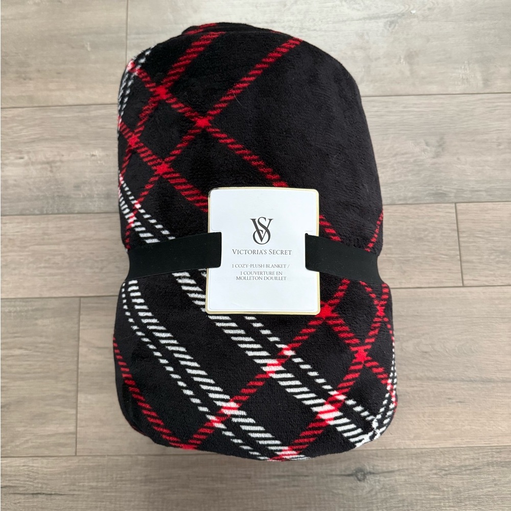 Victoria's Secret Black and Red Flannel Blanket